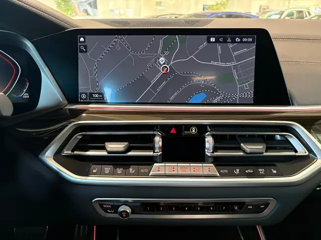 BMW X5 view 15
