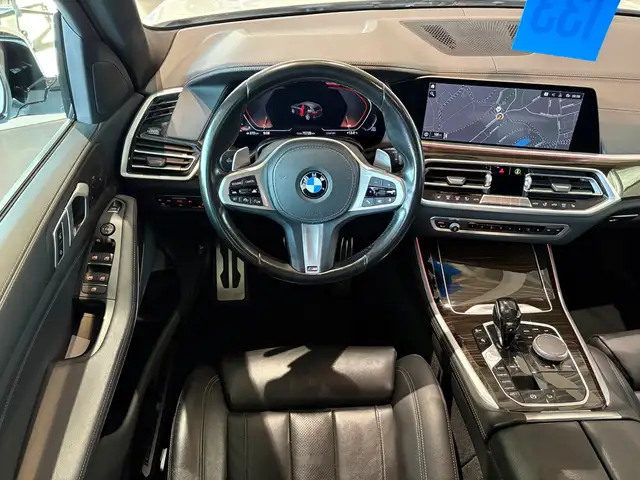BMW X5 view 14