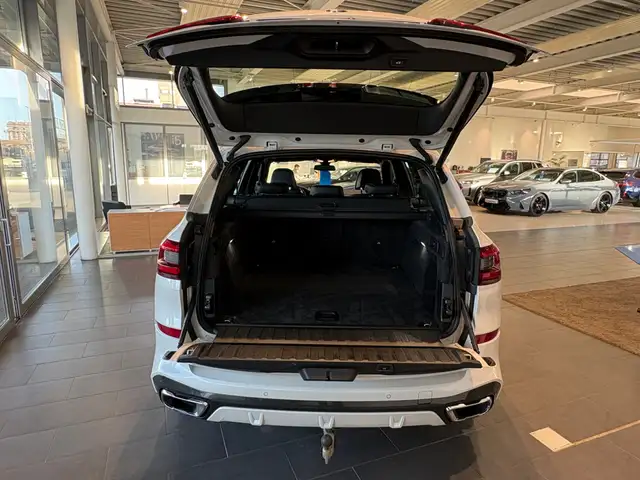 BMW X5 view 27