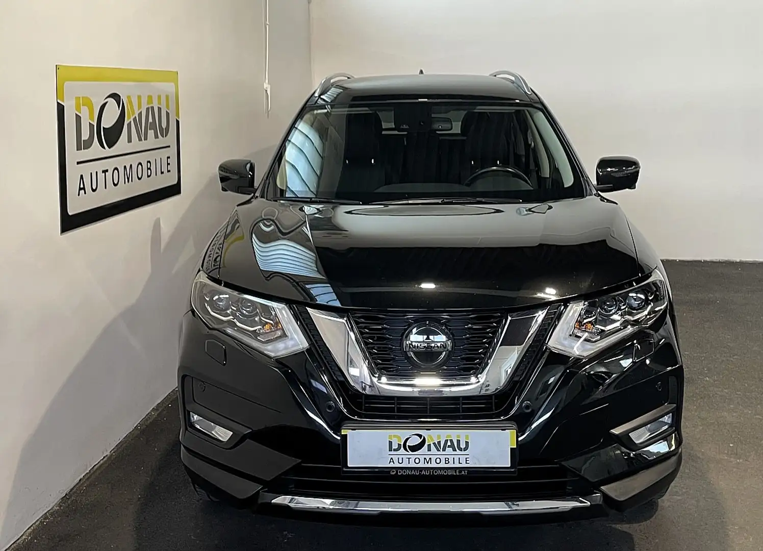 Nissan X-Trail X-TRAIL 1,3 DIG-T N-Connecta Aut. * 55.000km * Schwarz - 2