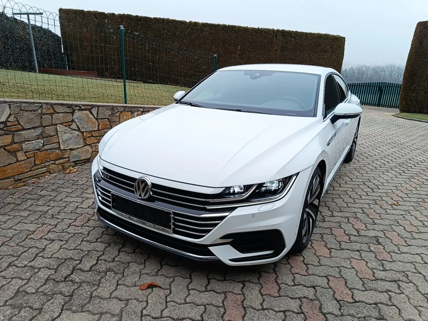Volkswagen Arteon 2,0 TSI 4Motion R-Line DSG - 1