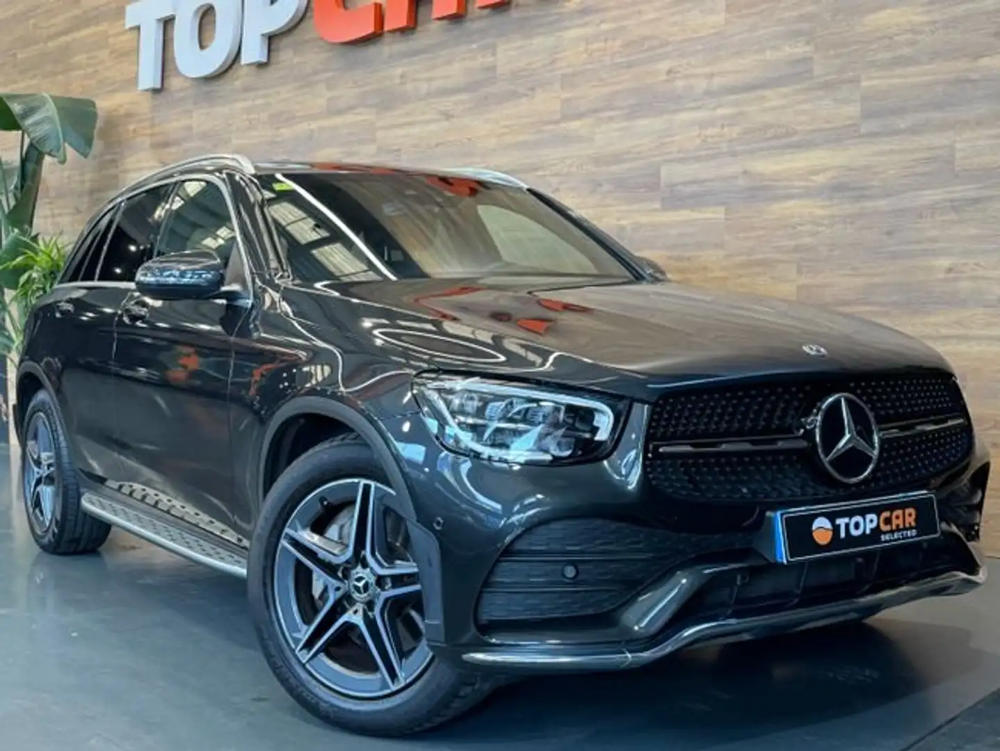 Mercedes-Benz GLC 200 d Amg Grau - 2