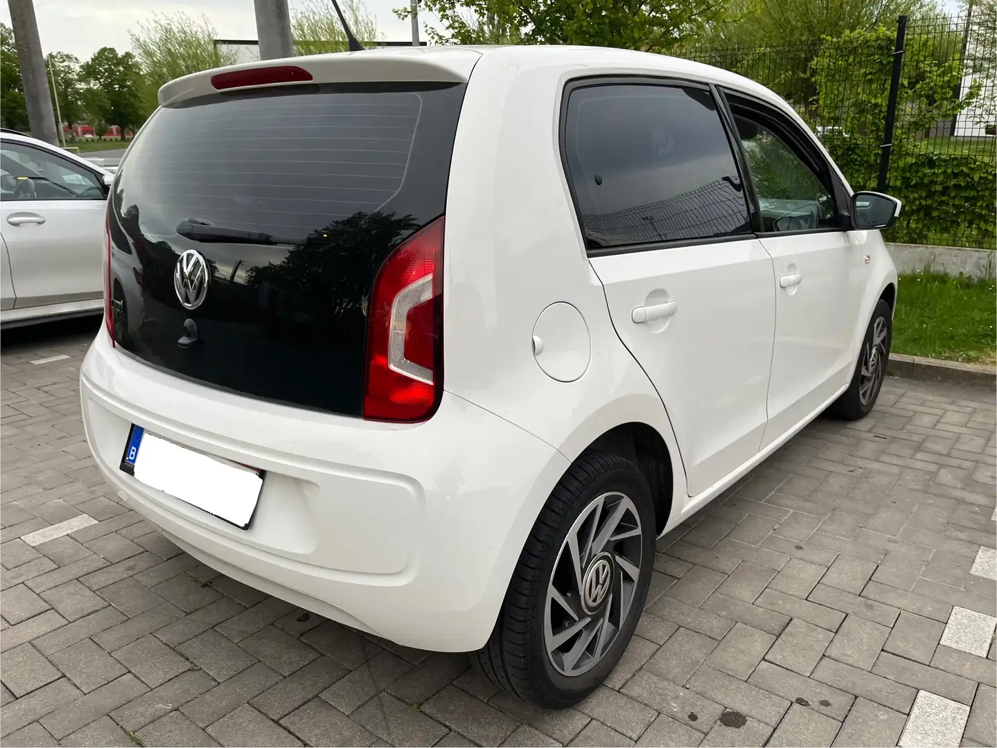 Volkswagen up! Up 1.0 75 High - 1
