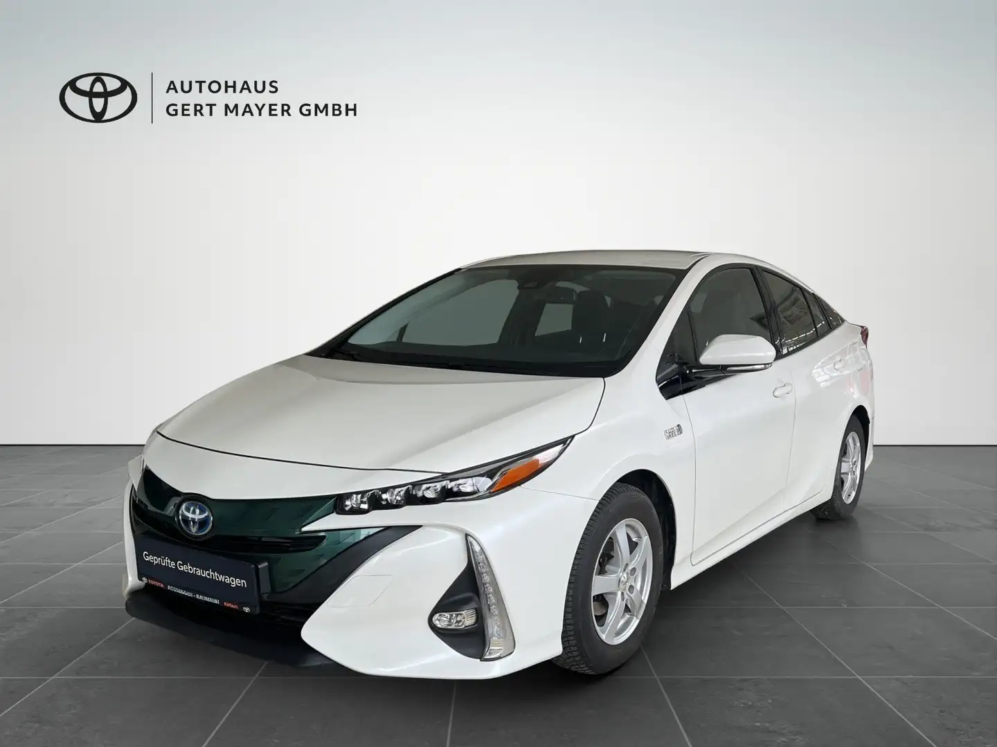 Toyota Prius Plug-in Hybrid Loung Weiß - 1
