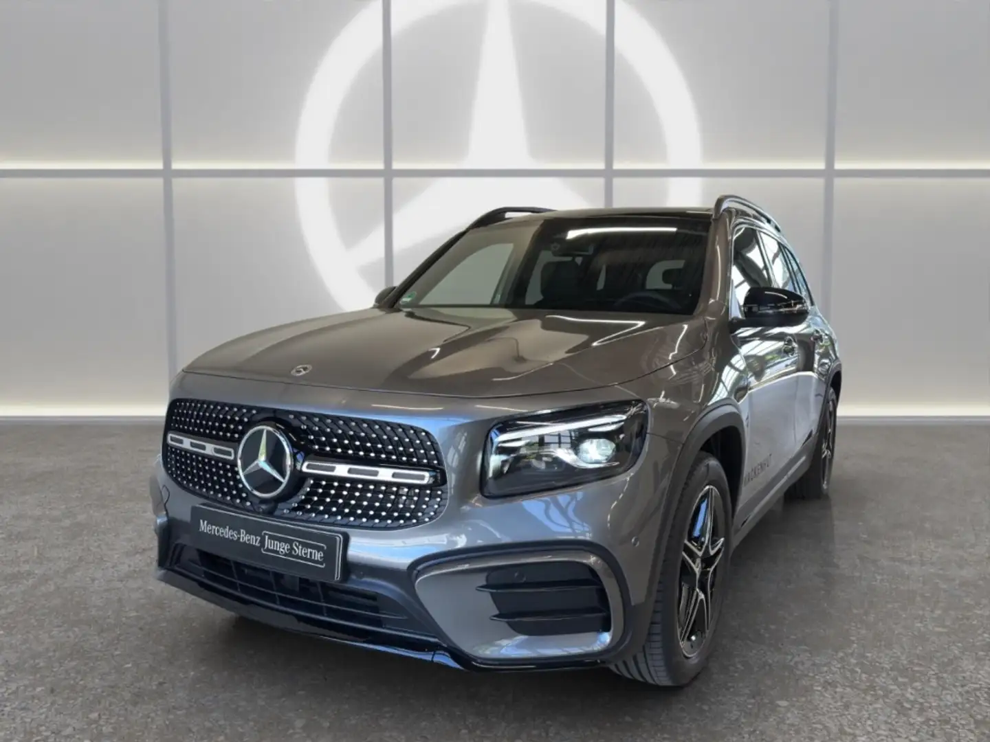 Mercedes-Benz GLB 220 d 4M AMG LINE ADVANCED PLUS 7-SITZER+AHK Grau - 2
