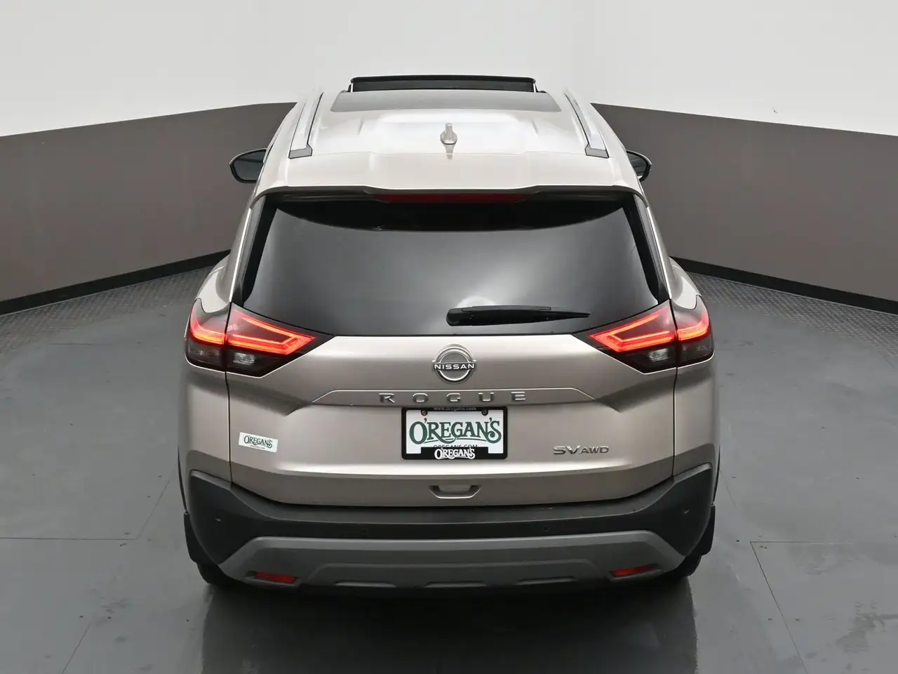 Nissan Rogue снимка Nissan Rogue