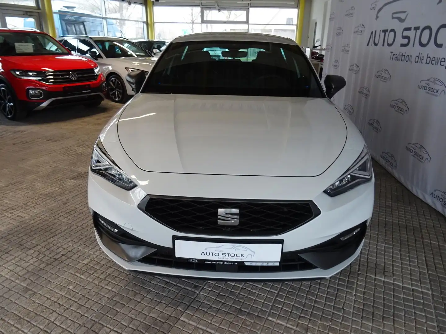 SEAT Leon FR 1.4 e-HYBRID DSG Navi LED PDC Sitzheiz. Weiß - 2