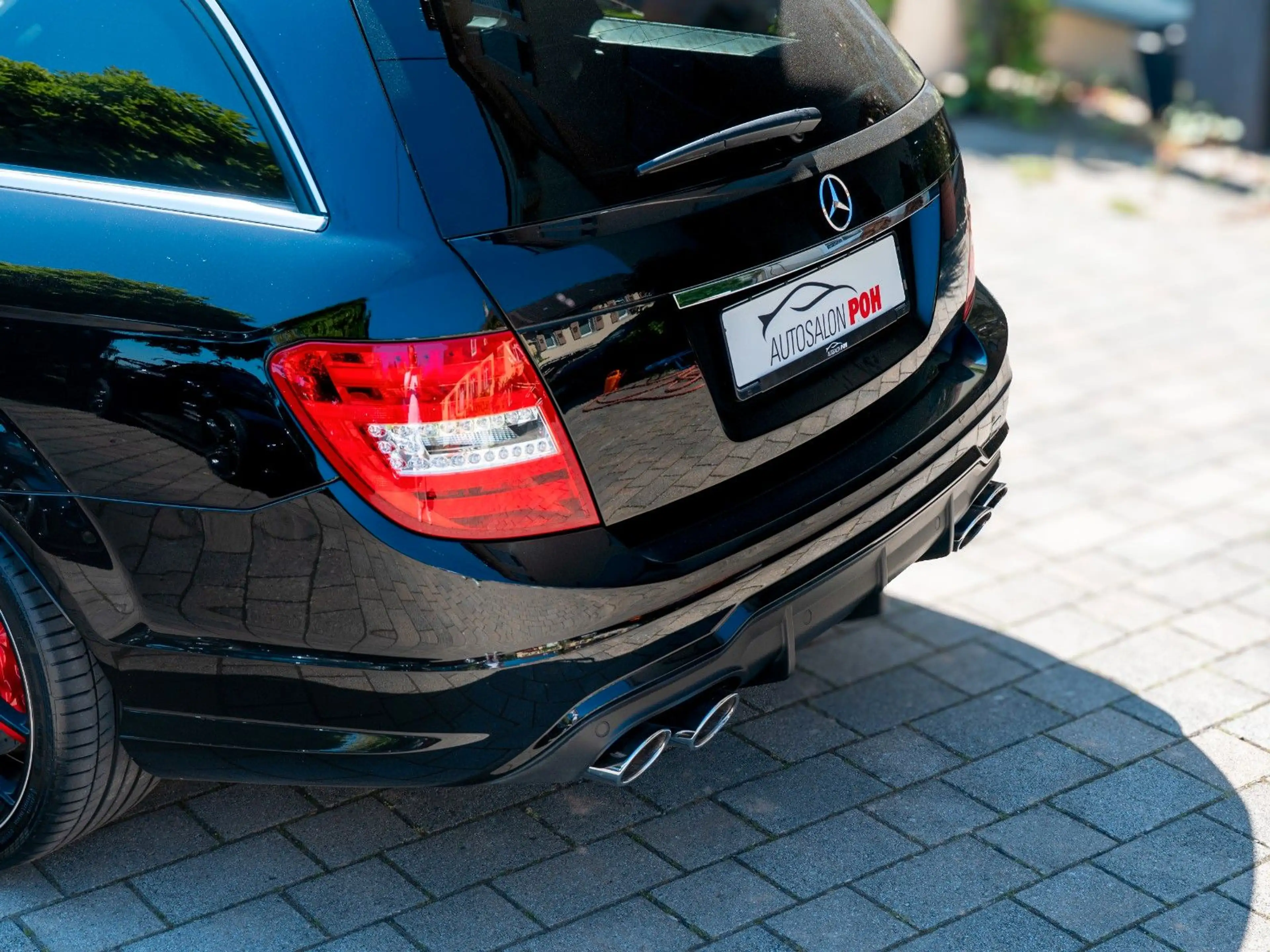 Mercedes-Benz C 63 AMG Edition 507 Kombi /Designo-Leder — photo 12