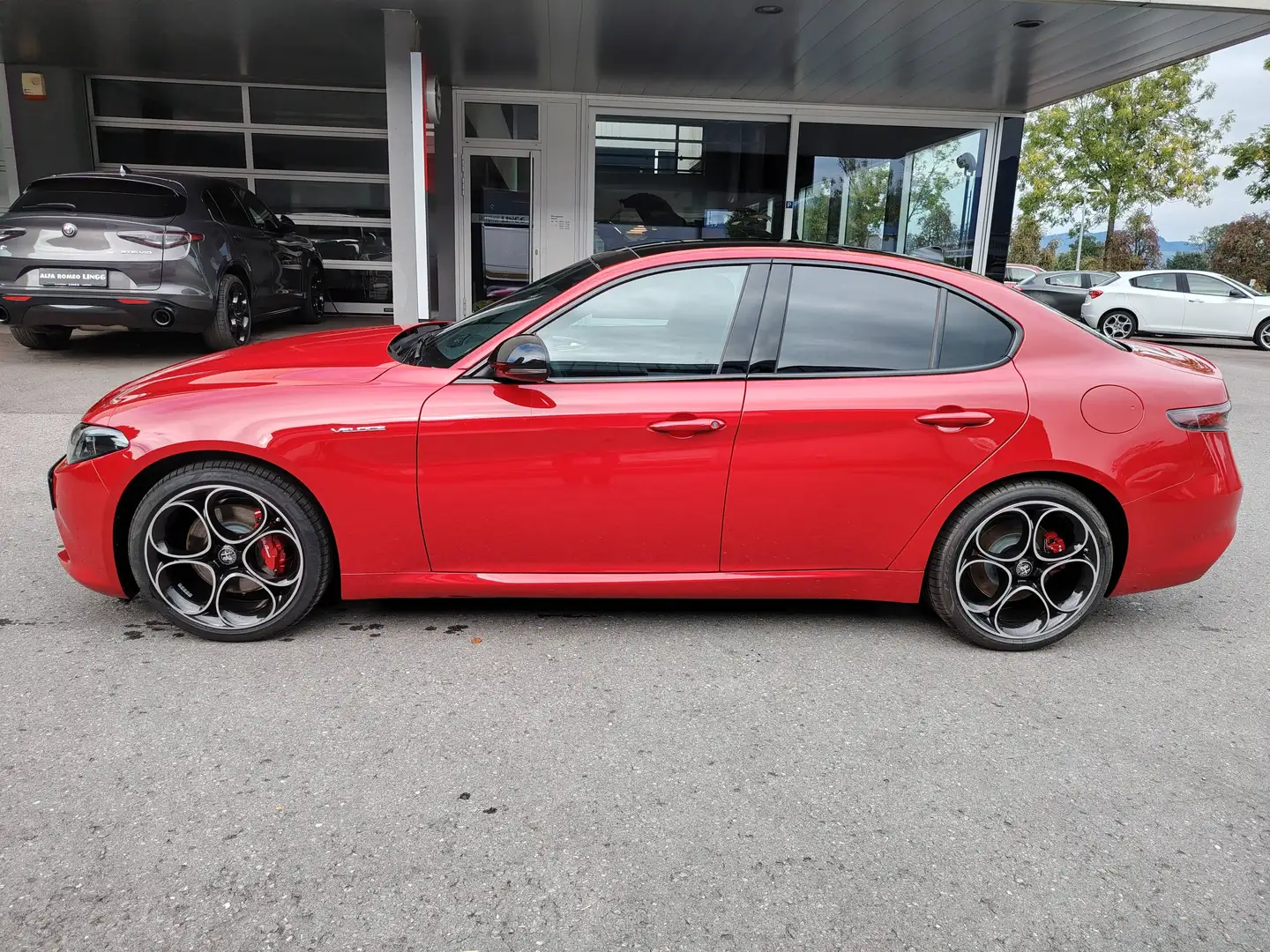 Alfa Romeo Giulia 2,2 Diesel 210 Veloce AT8 Q4 Rot - 2