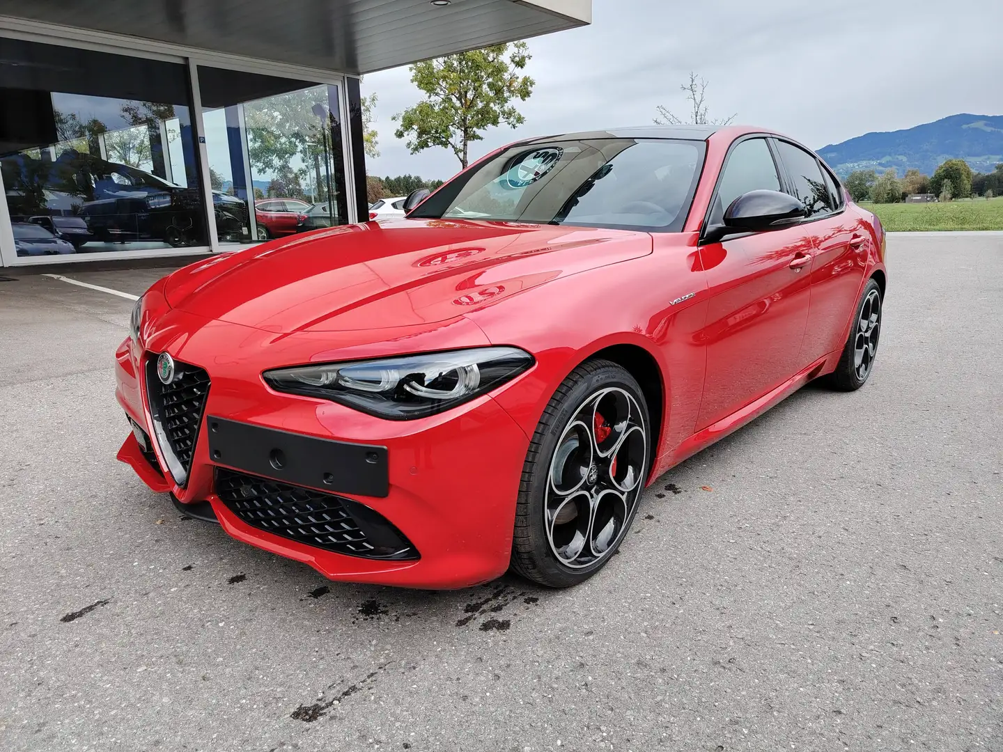 Alfa Romeo Giulia 2,2 Diesel 210 Veloce AT8 Q4 Rot - 1