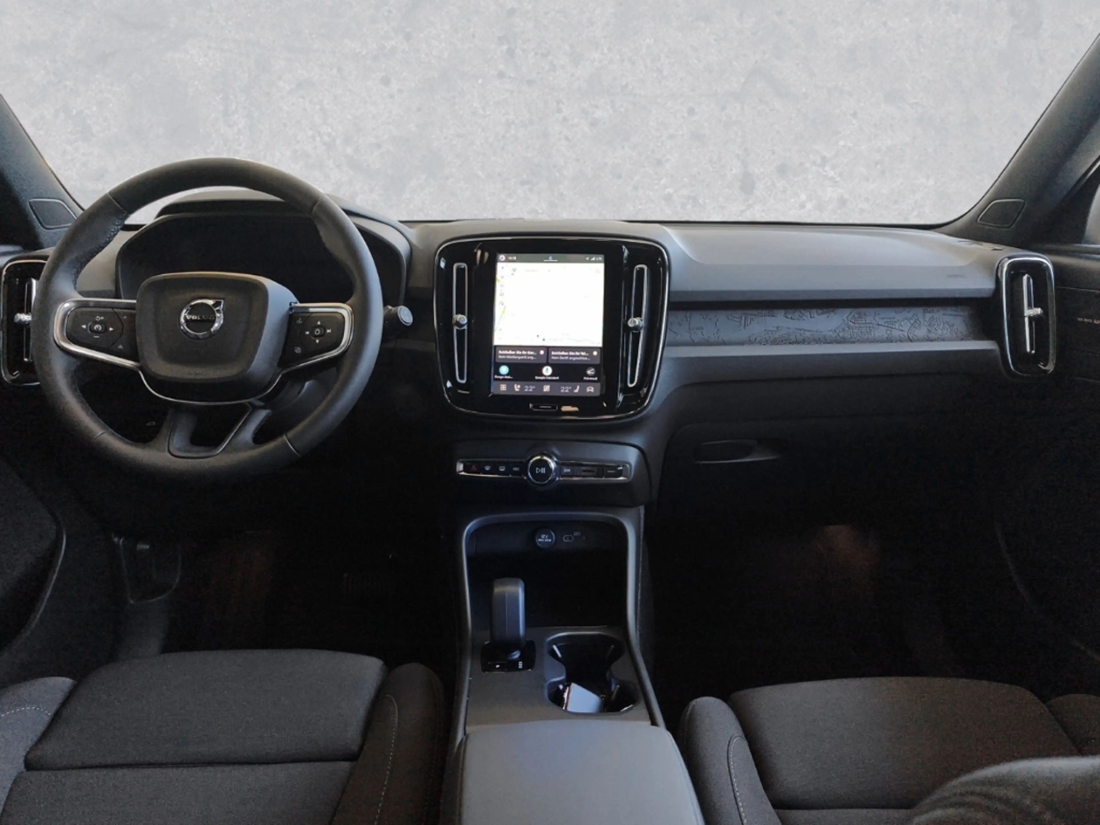 Volvo EX40 185 kW Single Motor Extended Range RWD Plus Black — photo 4