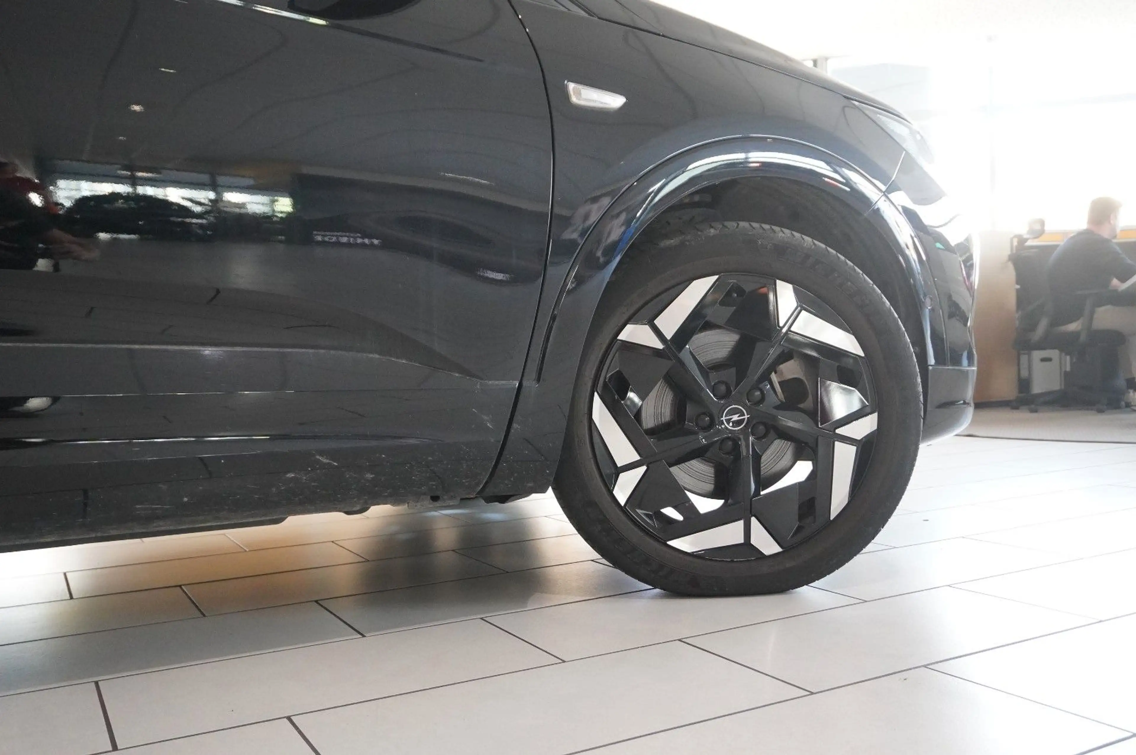 Opel Grandland X 1.6T GSe HYBRID 4X4 NAVI/LED/SPORT — photo 8