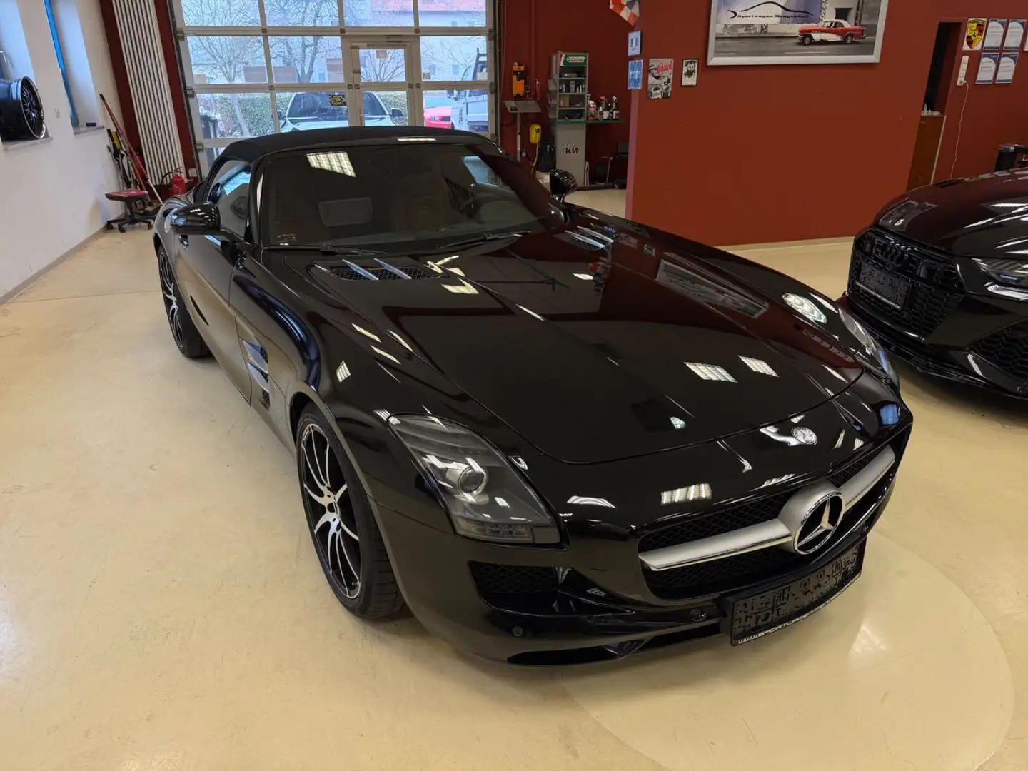 Mercedes-Benz SLS Roadster Navi,B&O,19/20 Zoll,NUR 17"KM Noir - 2