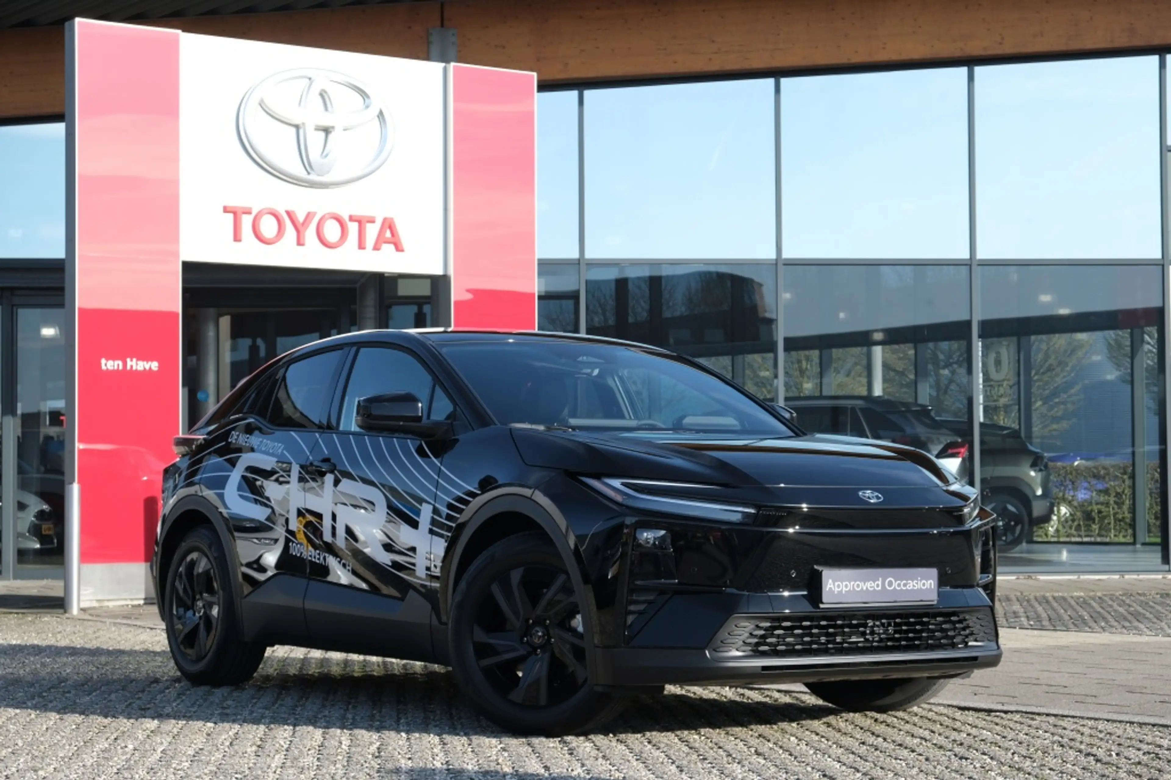 Toyota C-HR+ First Edition 77 kWh | Warmtepomp | Apple Carplay — photo 2