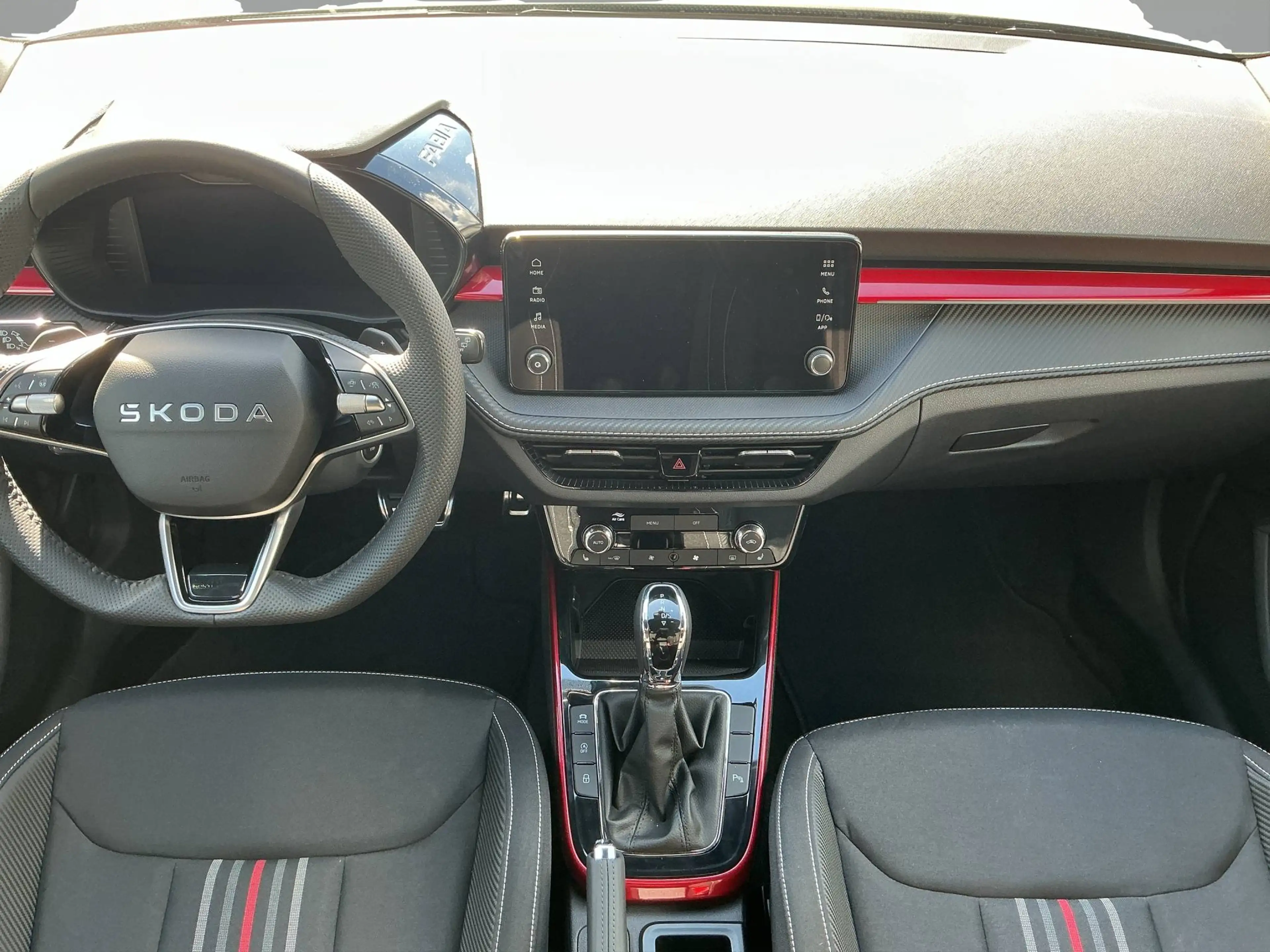 Skoda Fabia 1.0TSI Monte Carlo DSG — photo 11