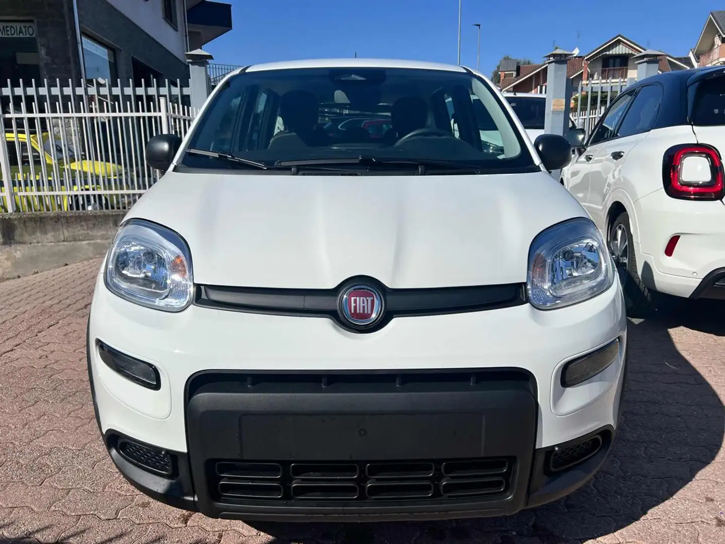 Fiat Panda 1.0 FireFly S&S Hybrid +pack radio sensori 5 posti Bianco - 2