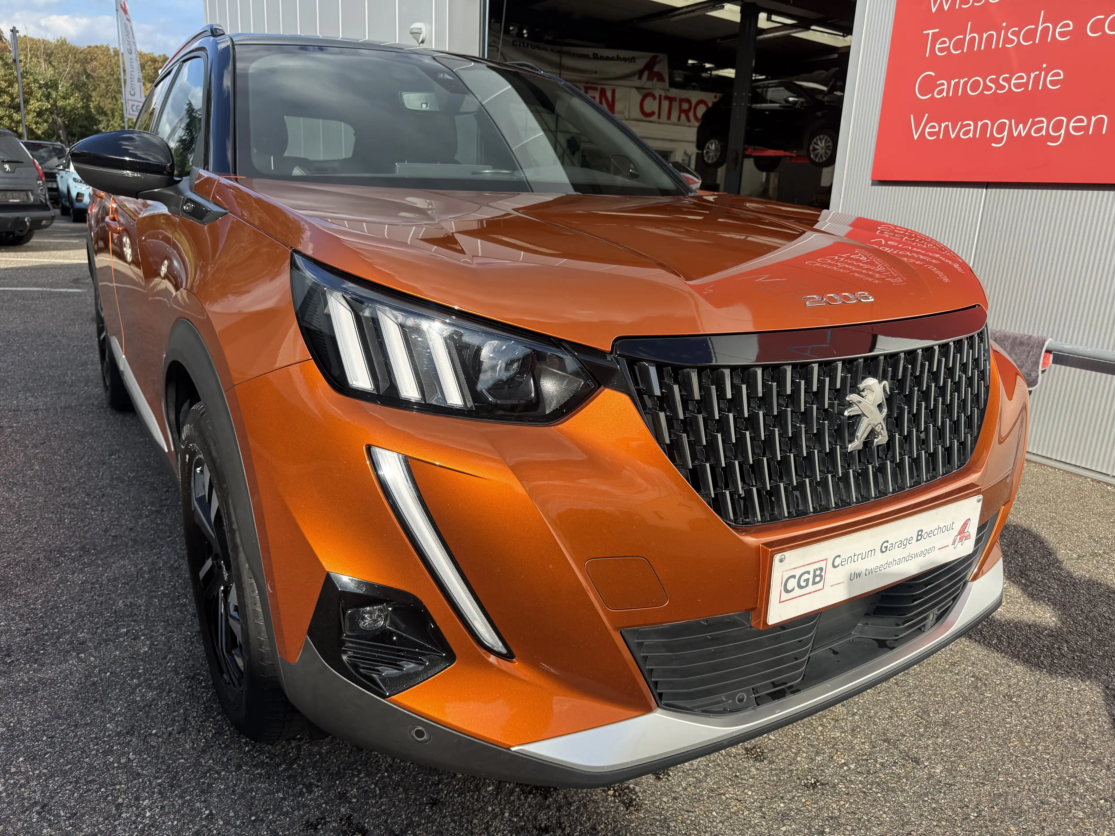 Peugeot 2008 12 PureTech 155pk GT EAT8 HIFI PACK OPEN DAK — photo 8