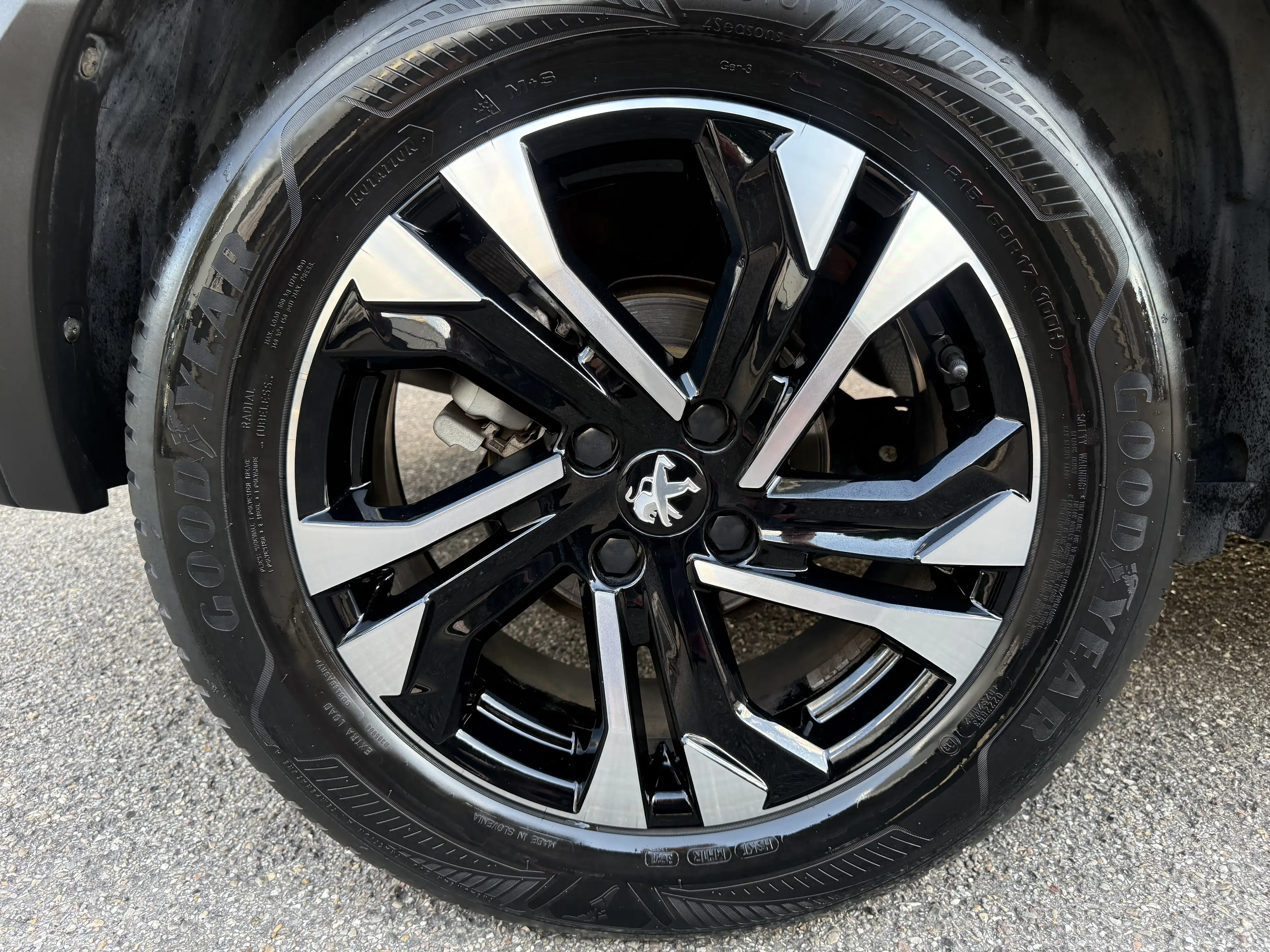 Peugeot 2008 12 PureTech 155pk GT EAT8 HIFI PACK OPEN DAK — photo 11