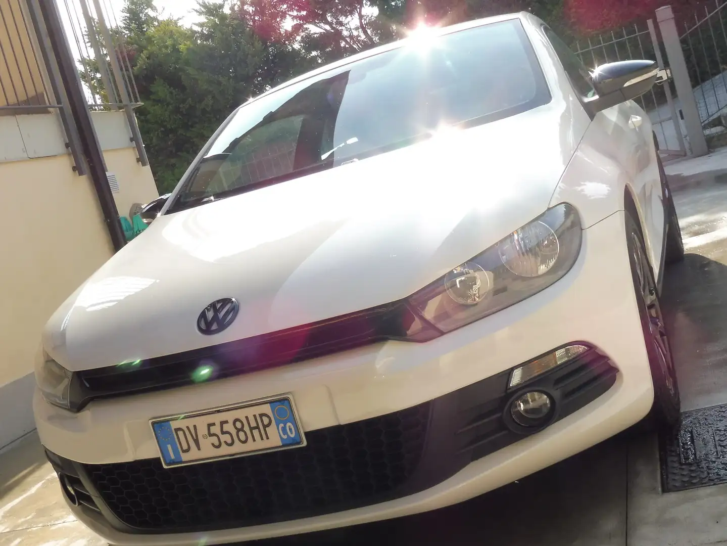 Volkswagen Scirocco Scirocco 2.0 tsi DSG Weiß - 2
