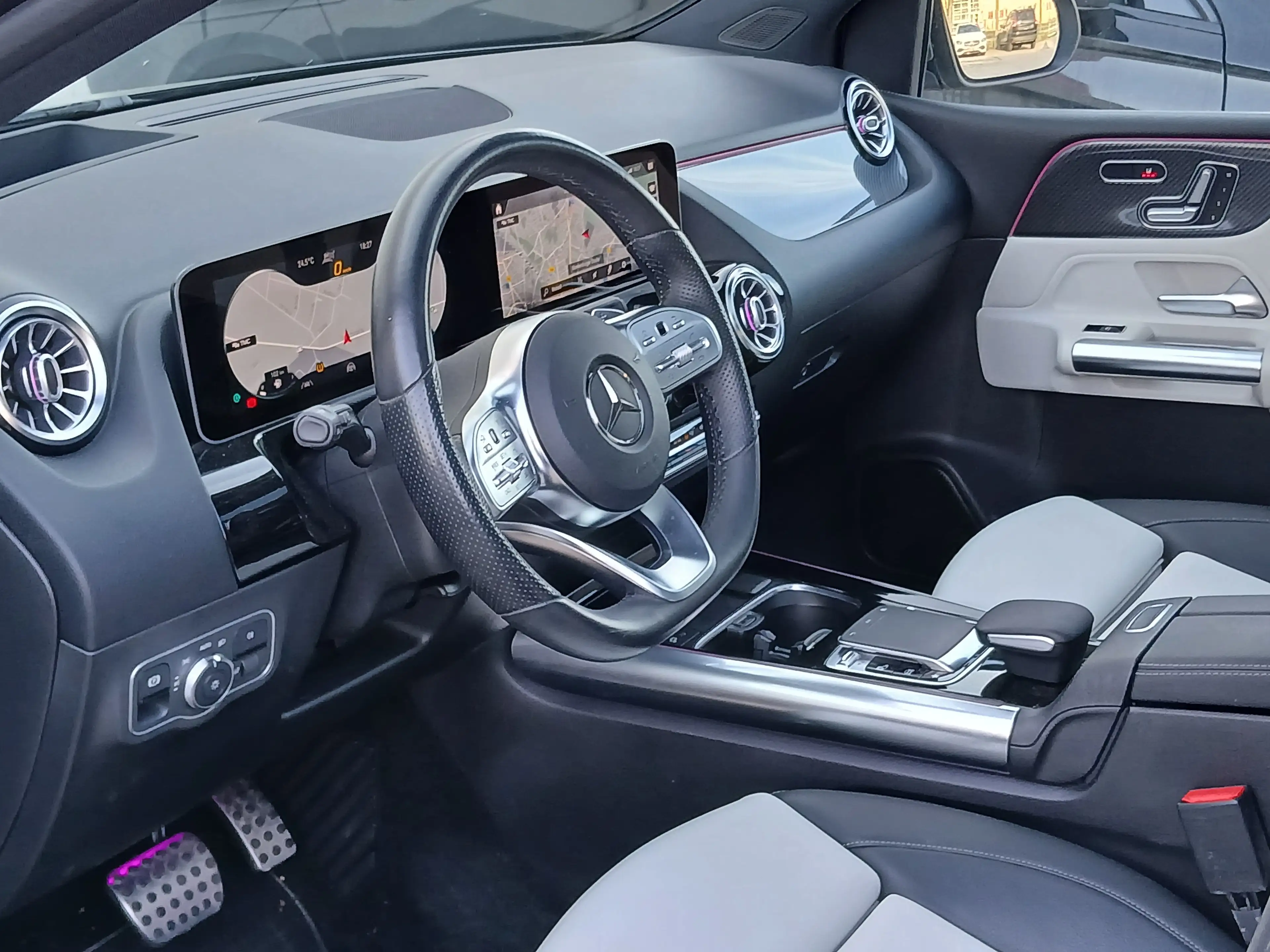 Mercedes-Benz B 220 B220d AMG Panorama_Memory_Leder_Sitzkinetik_Distro — photo 10