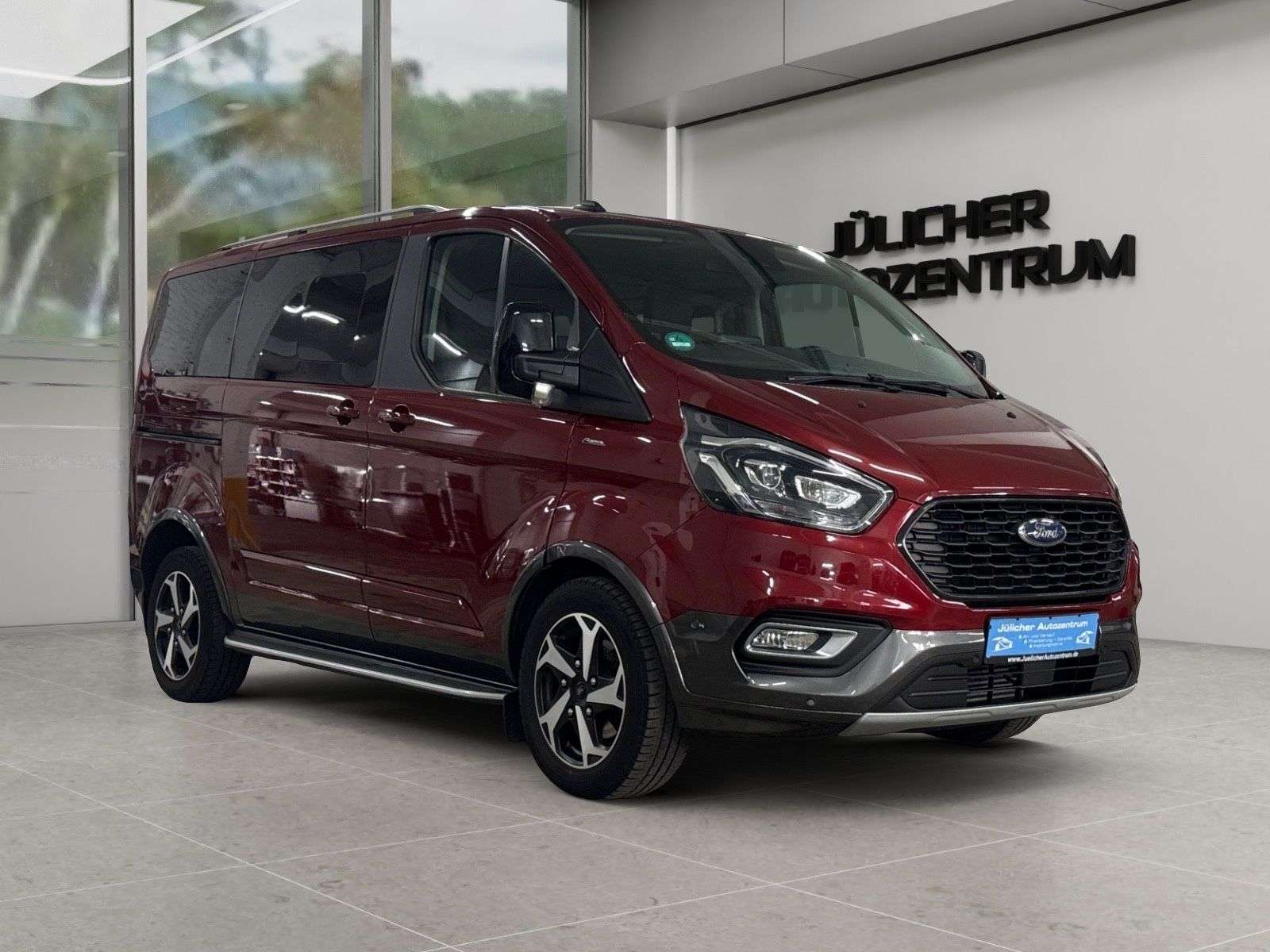 Second hand Ford Tourneo Custom 2.0