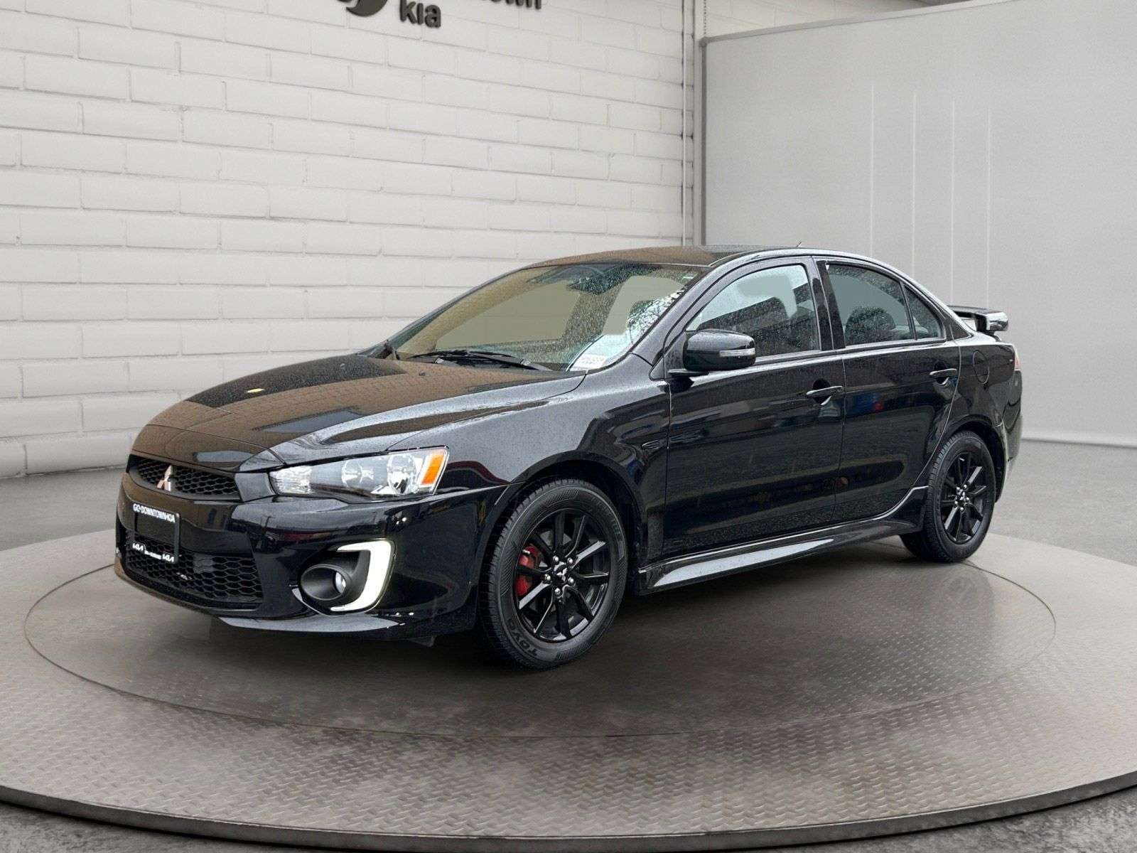 2017 Mitsubishi Lancer | ES 2.0L |  KEY LESS ENTRY |  BLUETOOTH | INFOTAINMENT UPGRADE - CARPLAY ANDROID AUTO |