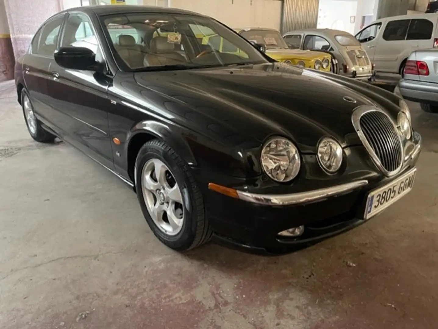 Jaguar S-Type 3.0 V6 Executive Black - 1