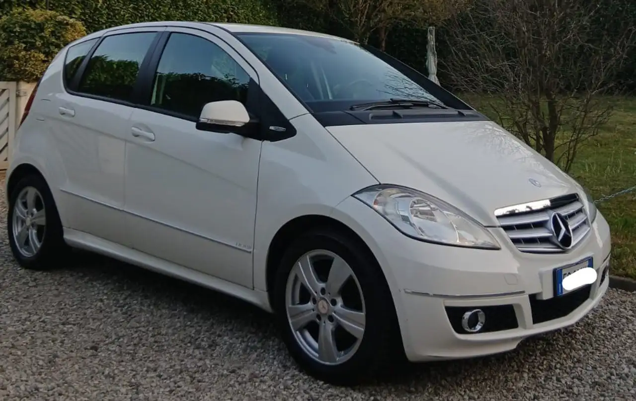 Mercedes-Benz A 160