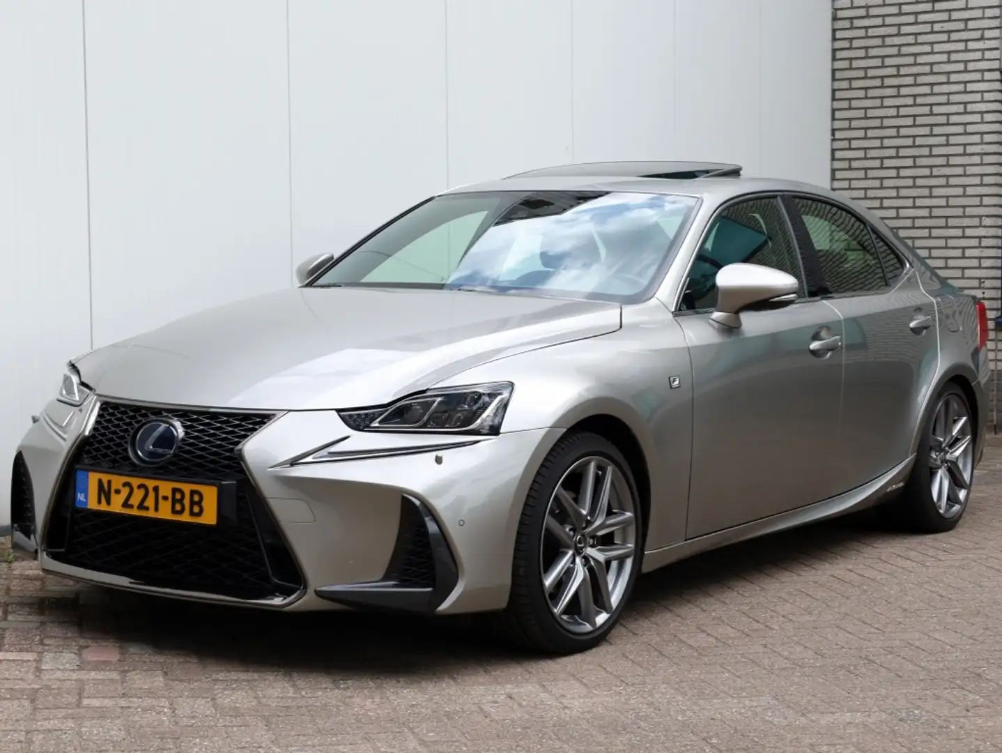 Lexus IS 300 300h Hybrid F-Sport Line | Mark Levinson | Schuifd Grigio - 1