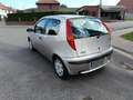 Fiat Punto 1.2i 8v Active Plateado - thumbnail 4