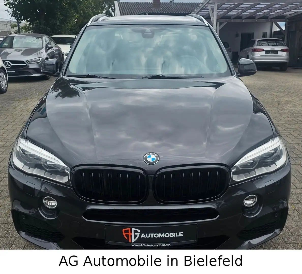 BMW X5 xDrive 50 i Grau - 2
