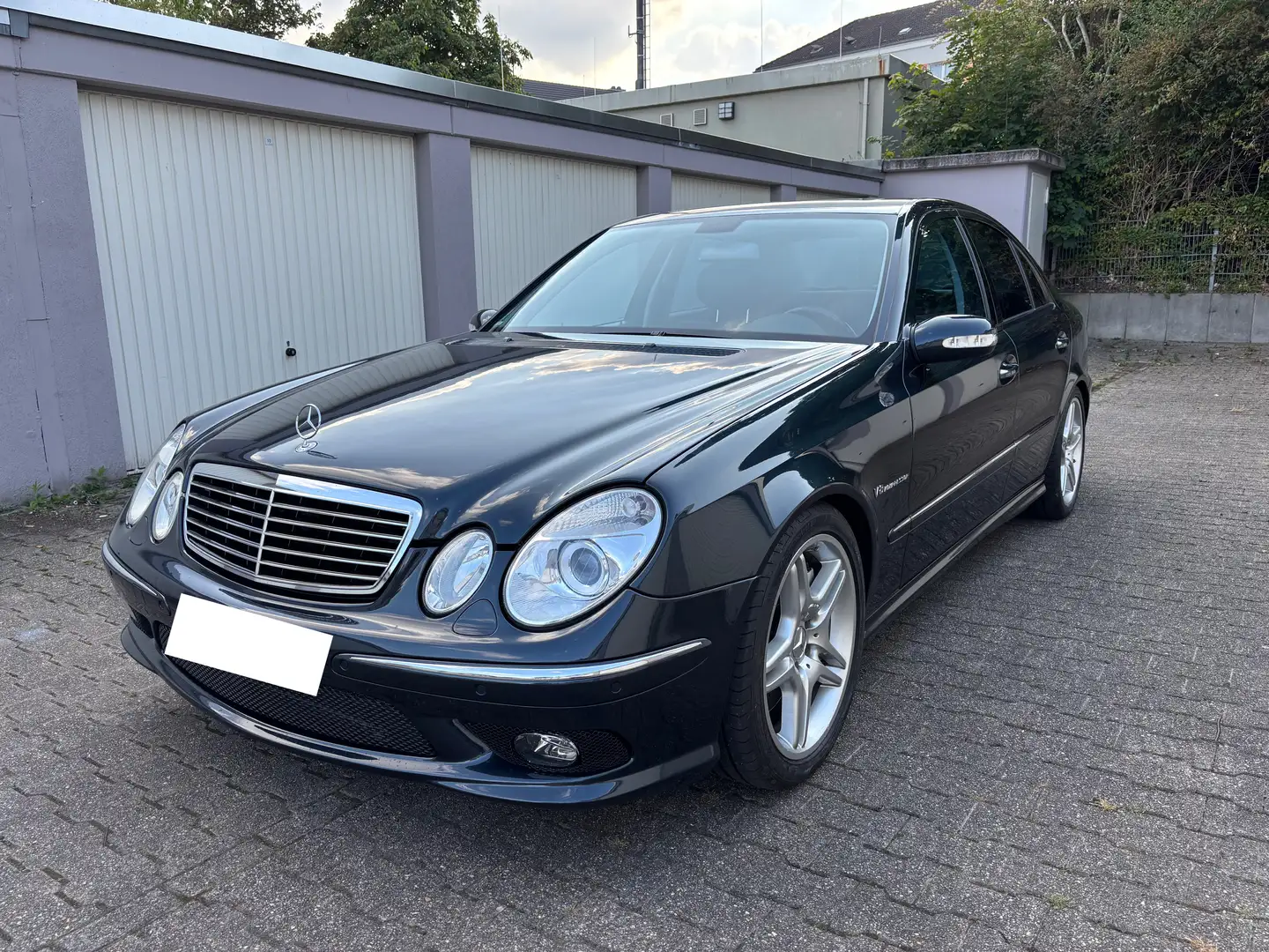 Mercedes-Benz E 55 AMG Automatik Zwart - 1