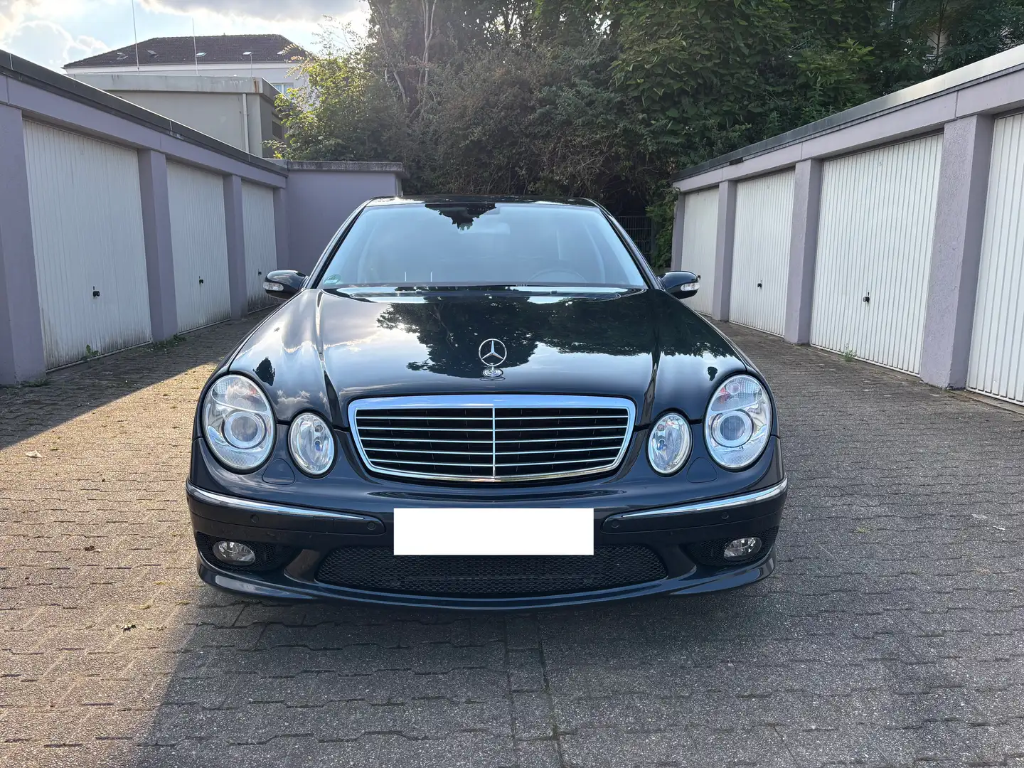 Mercedes-Benz E 55 AMG Automatik Zwart - 2