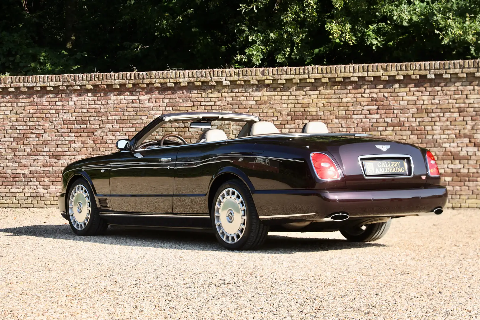 Bentley Azure Convertible "Special order" Presented in "Burgundy Brun - 2