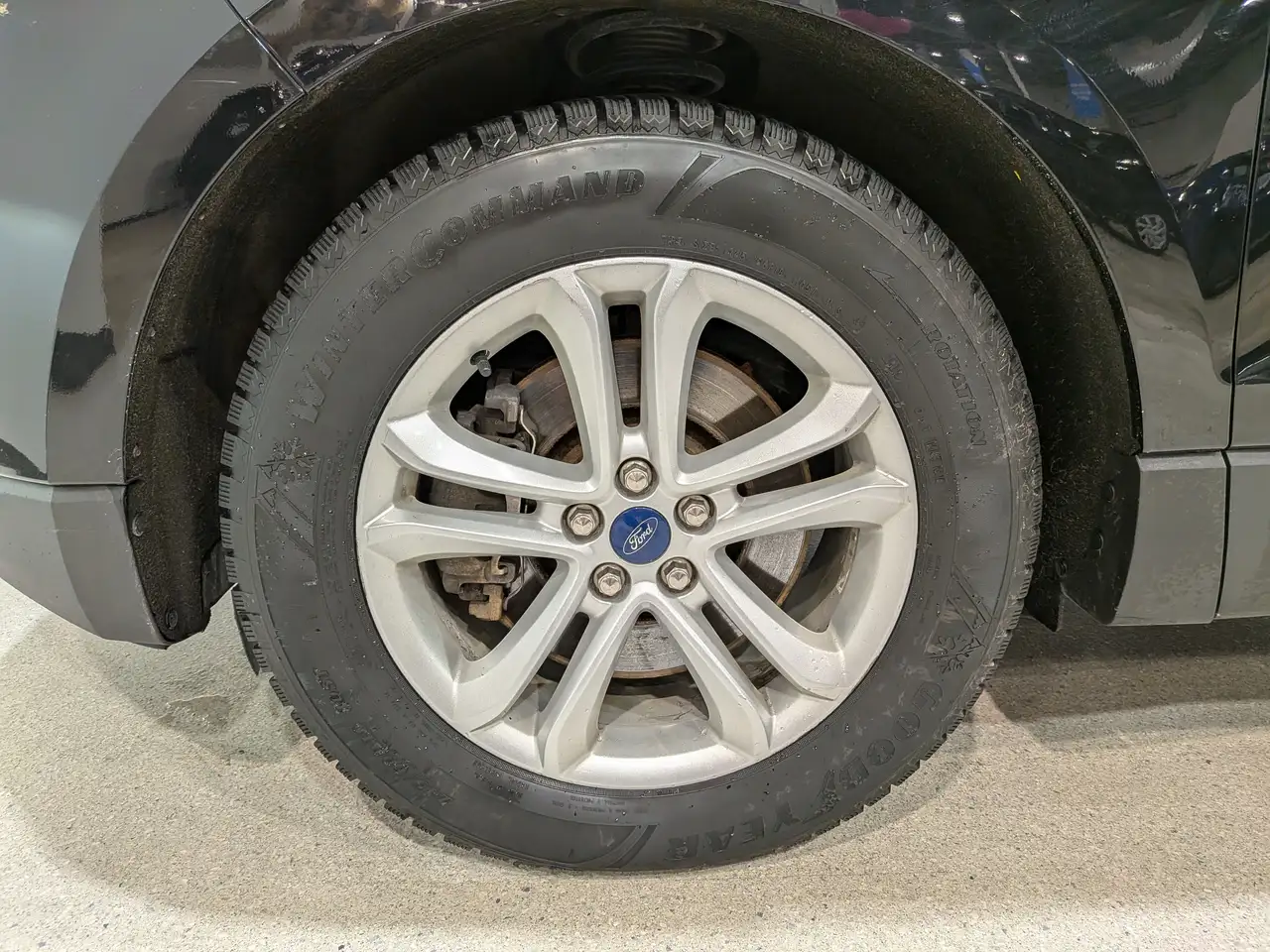Ford Edge снимка Ford Edge