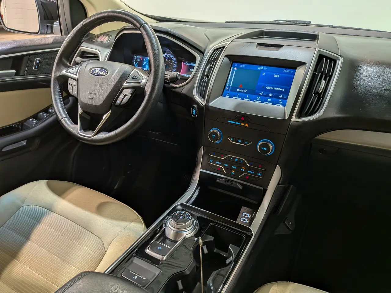 Ford Edge снимка Ford Edge