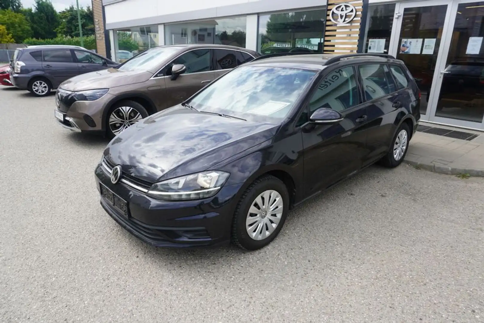 Volkswagen Golf Variant 1,6 TDI *NAVI*KAMERA* Schwarz - 2