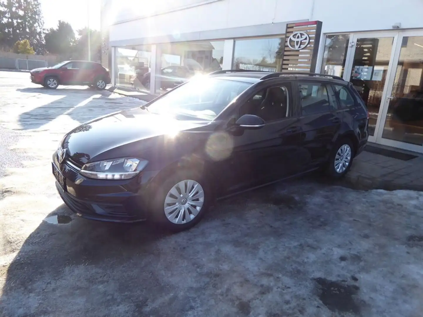Volkswagen Golf Variant 1,6 TDI *NAVI*KAMERA* Schwarz - 2
