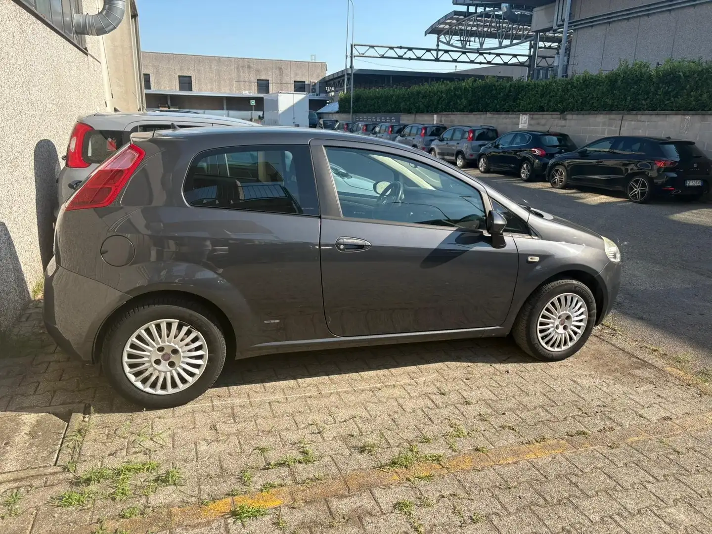 Fiat Grande Punto 5p 1.2 Fun 65cv - 2