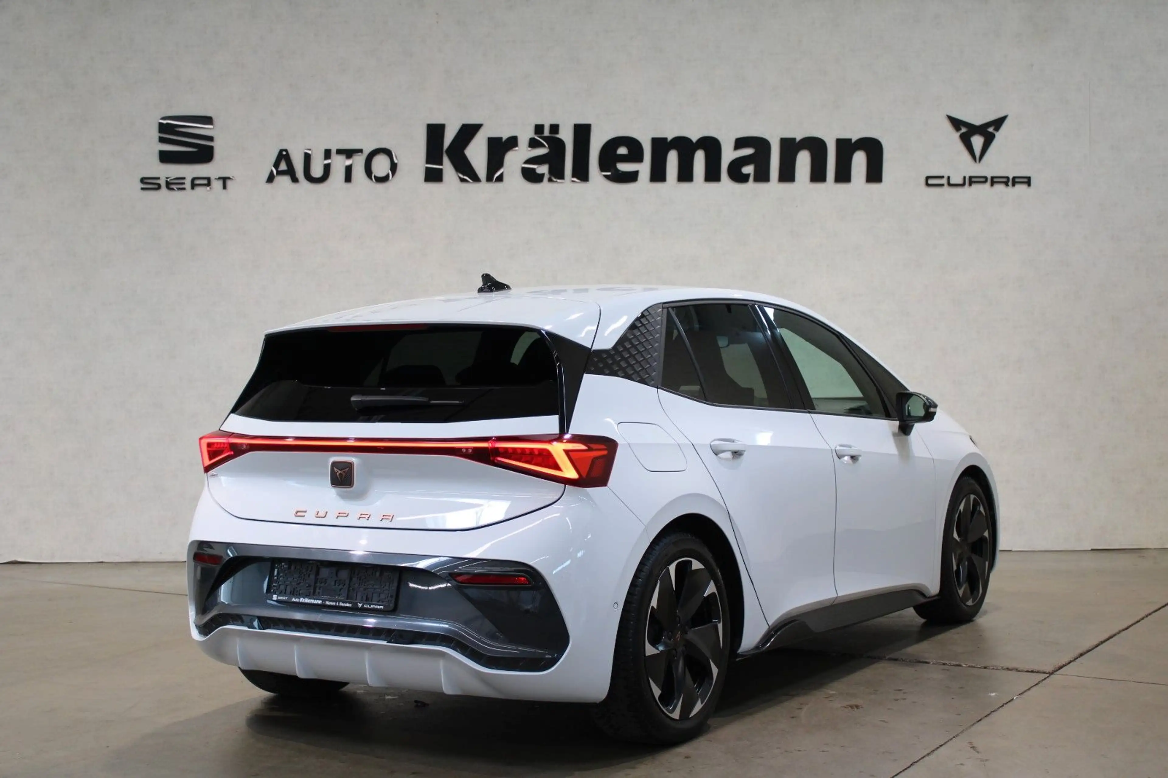 CUPRA Born 170kW 58kWh*LED*Wärmepumpe*360 Grad Kamera* — photo 7