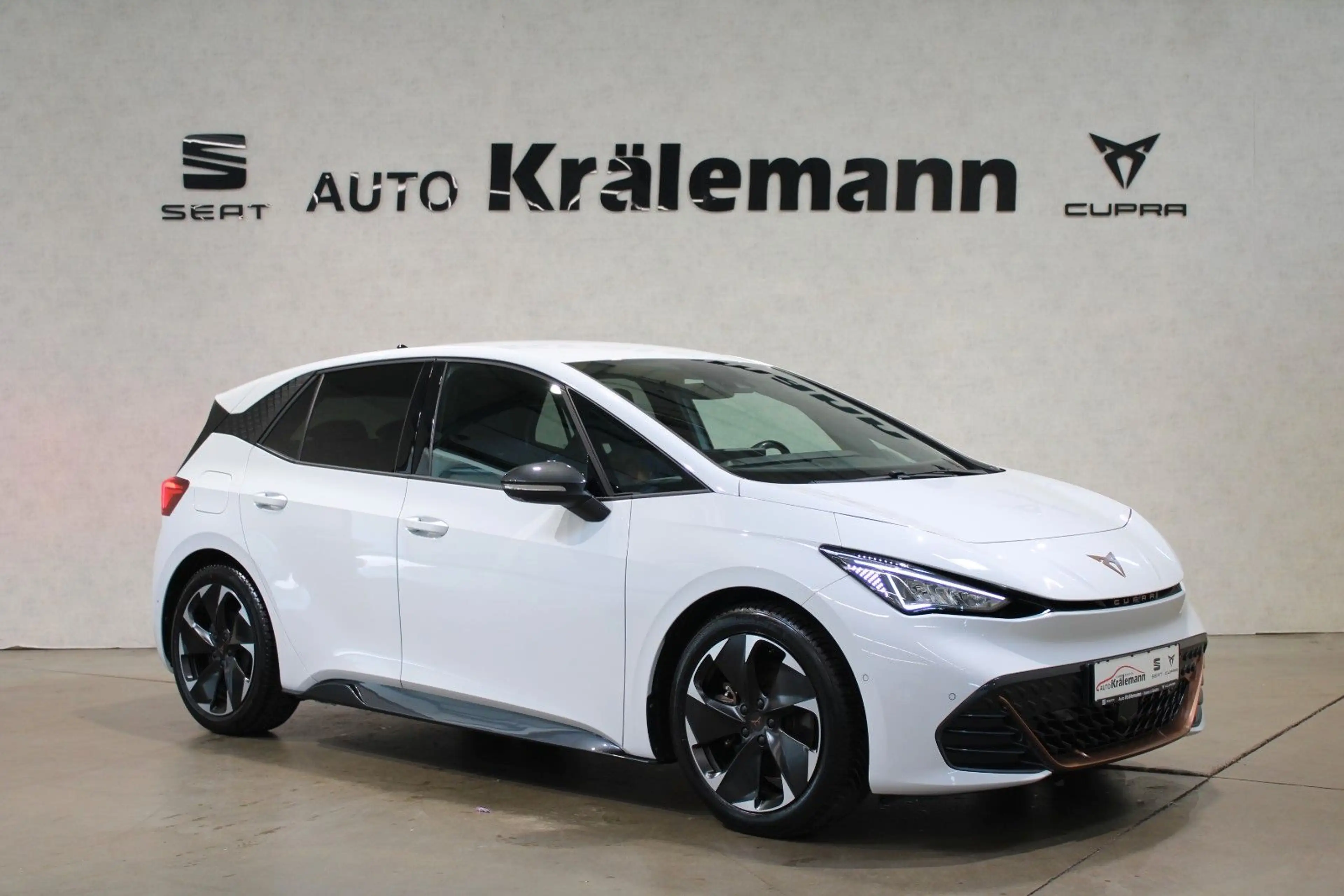 CUPRA Born 170kW 58kWh*LED*Wärmepumpe*360 Grad Kamera*