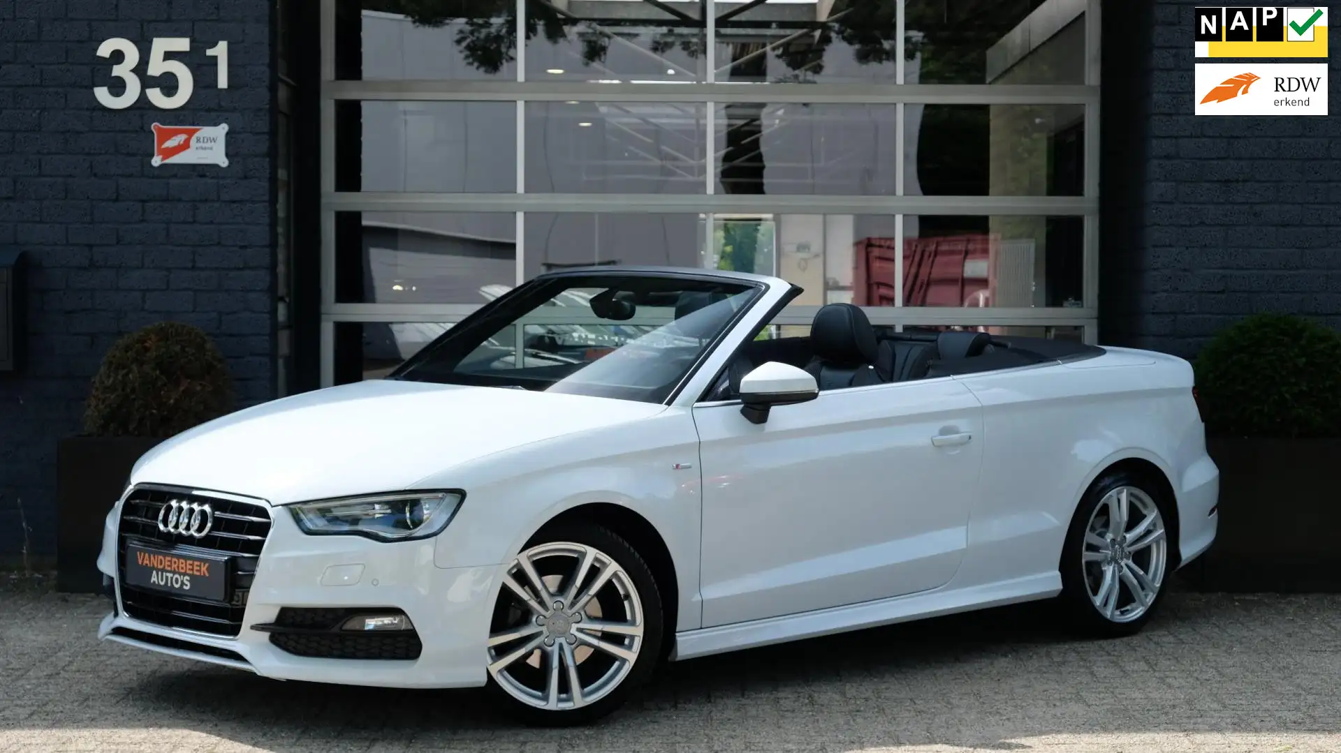 Audi A3 Cabriolet 1.4 TFSI CoD Pro Line Plus 2x S Line Blanc - 1