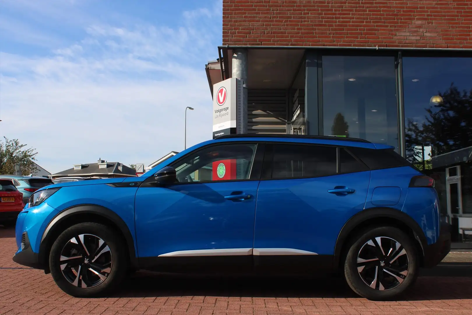 Peugeot e-2008 EV 50kWh *Allure* | 3-Fase | SOH 99% | Virtueel Co Bleu - 2