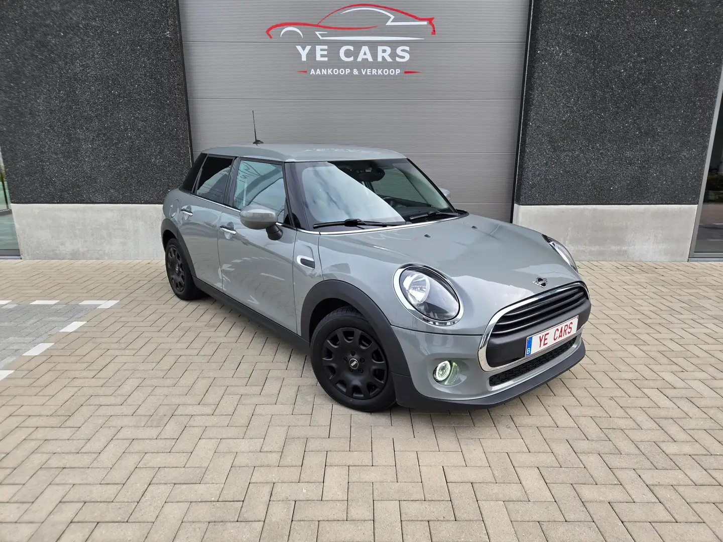 MINI One Cooper One 1.5i Automaat Sport Pack Gris - 2