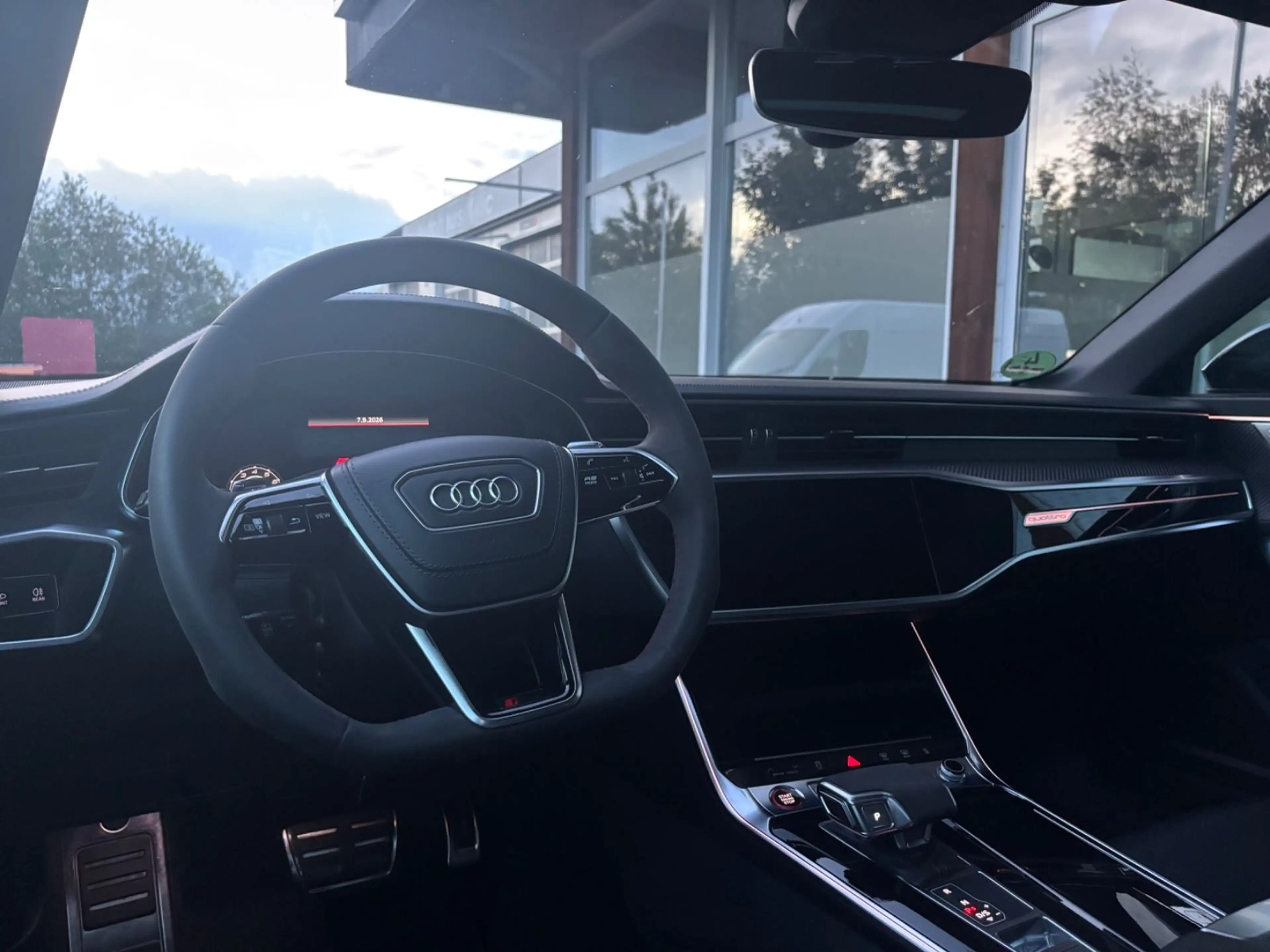 Audi RS6 Avant 4.0 TFSI Keramik Dynamik plus B&O — photo 8