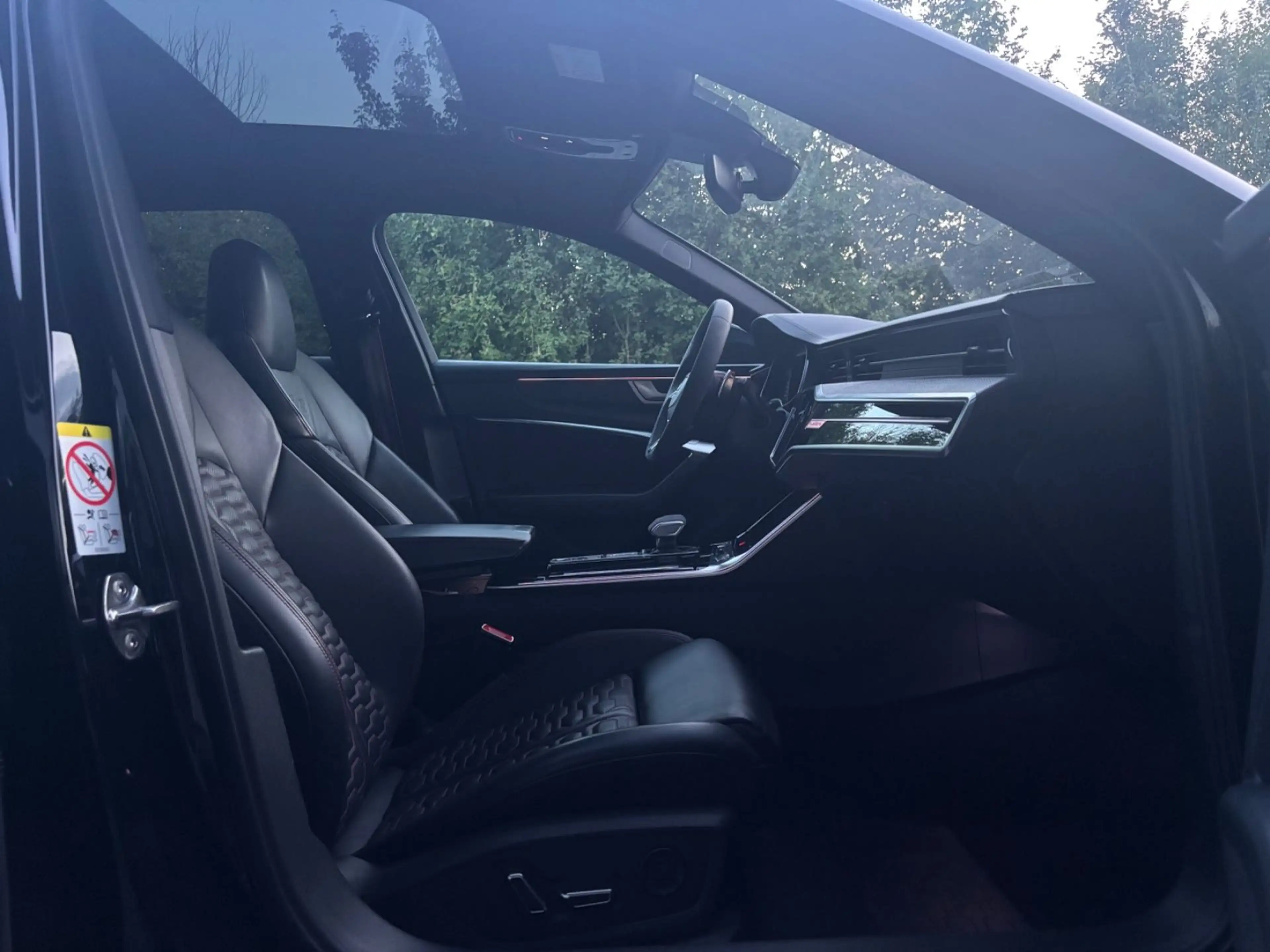Audi RS6 Avant 4.0 TFSI Keramik Dynamik plus B&O — photo 6