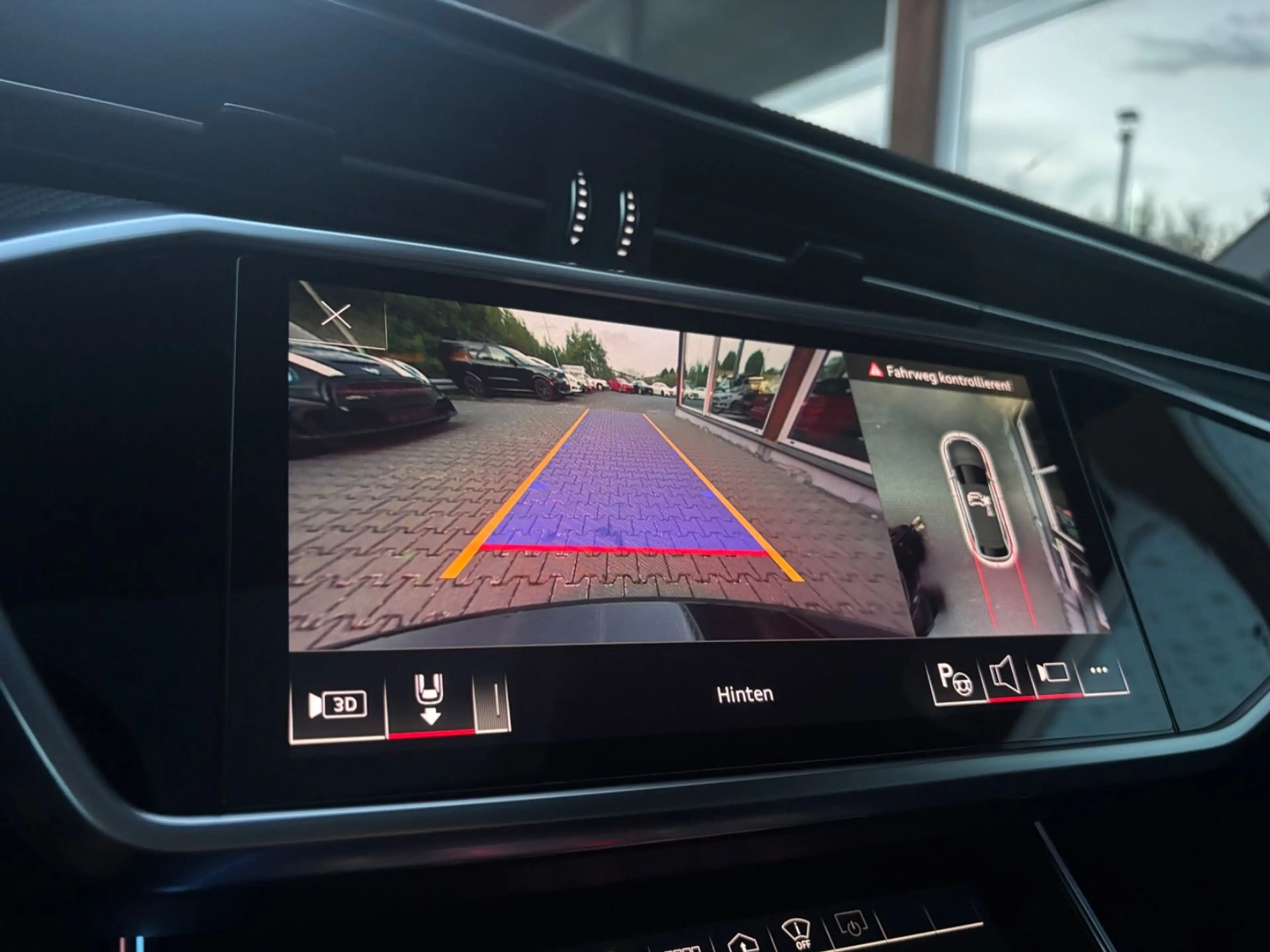 Audi RS6 Avant 4.0 TFSI Keramik Dynamik plus B&O — photo 14