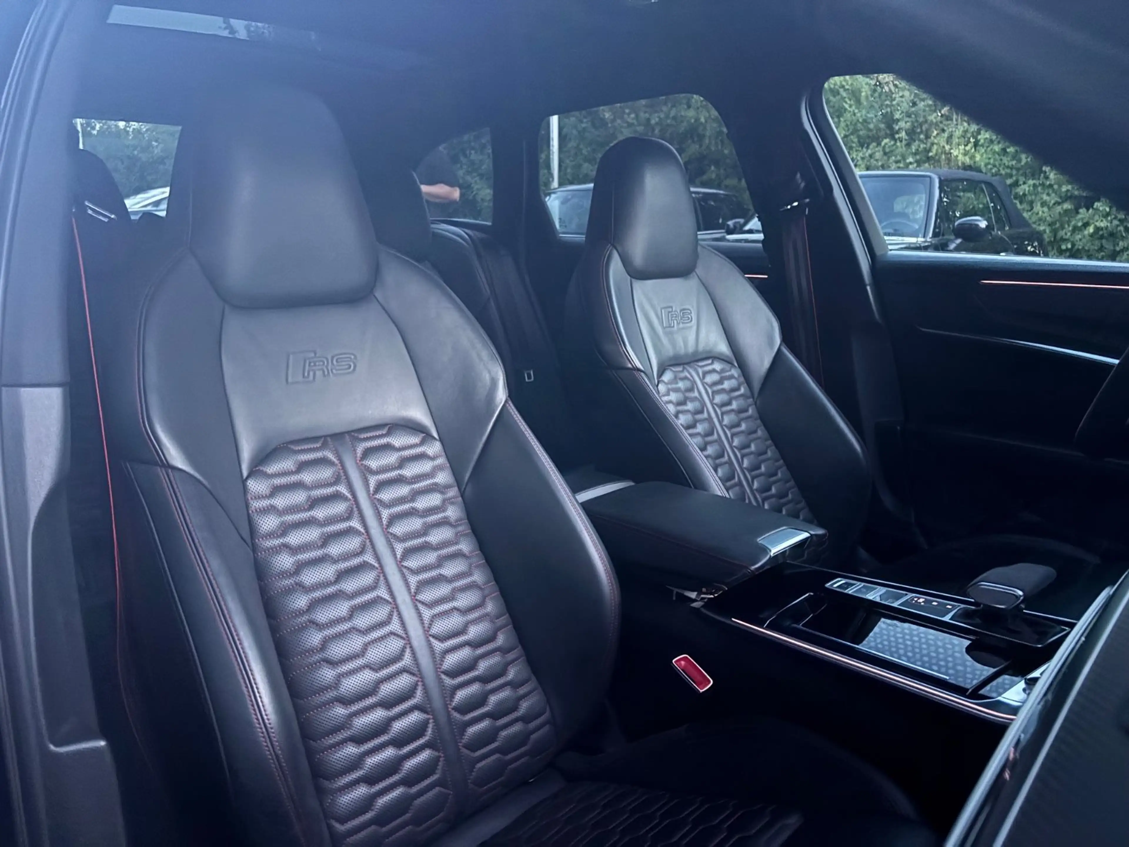 Audi RS6 Avant 4.0 TFSI Keramik Dynamik plus B&O — photo 9