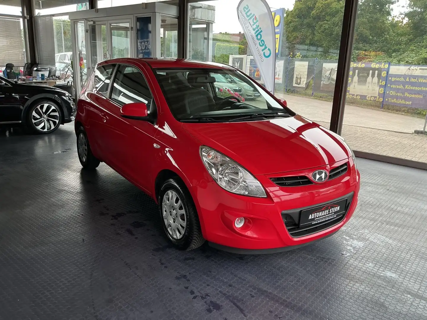 Hyundai i20 Classic * Allwetterreifen * Scheckheft * Rot - 1
