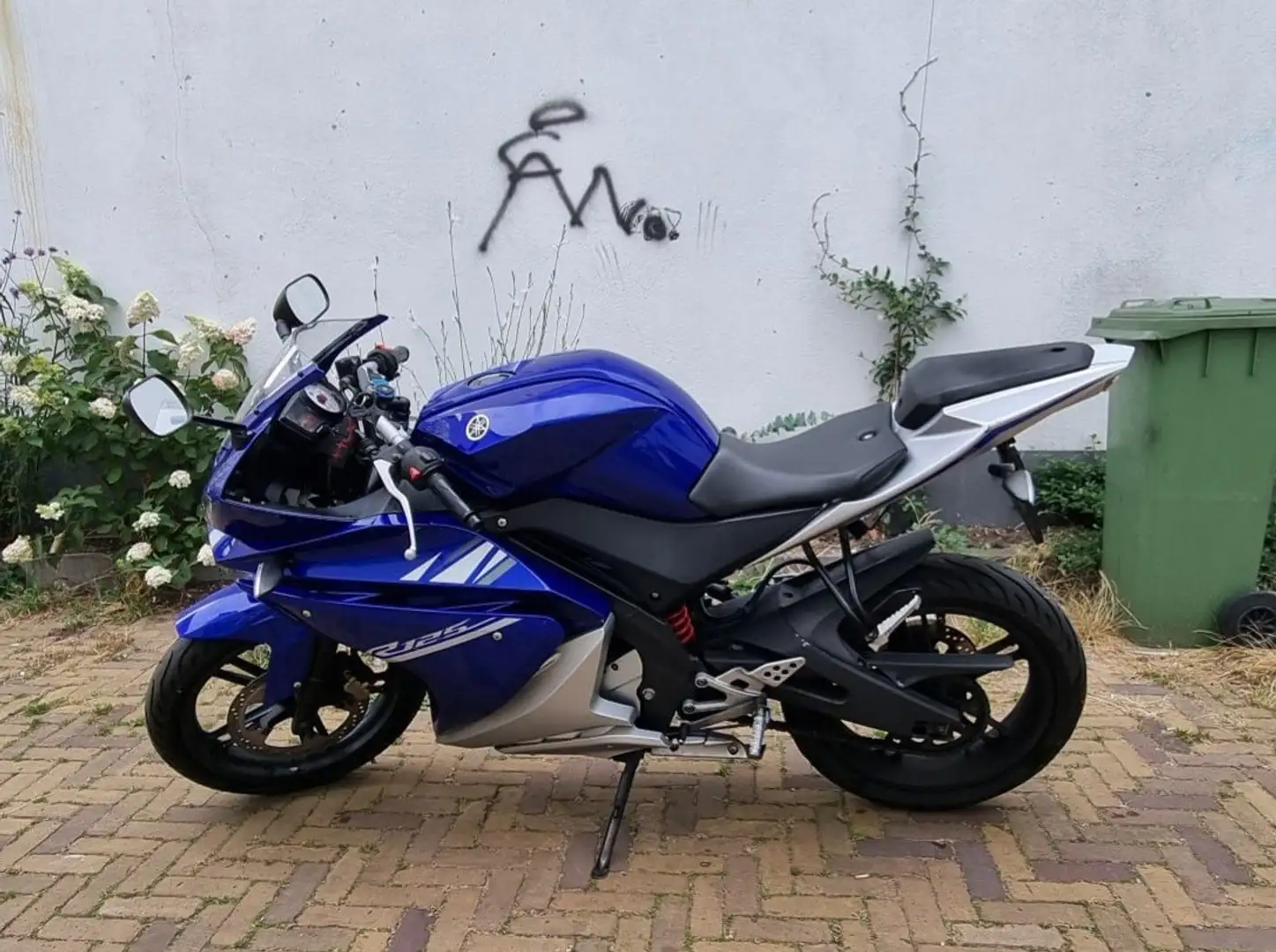 Yamaha YZF-R125 Blauw - 2